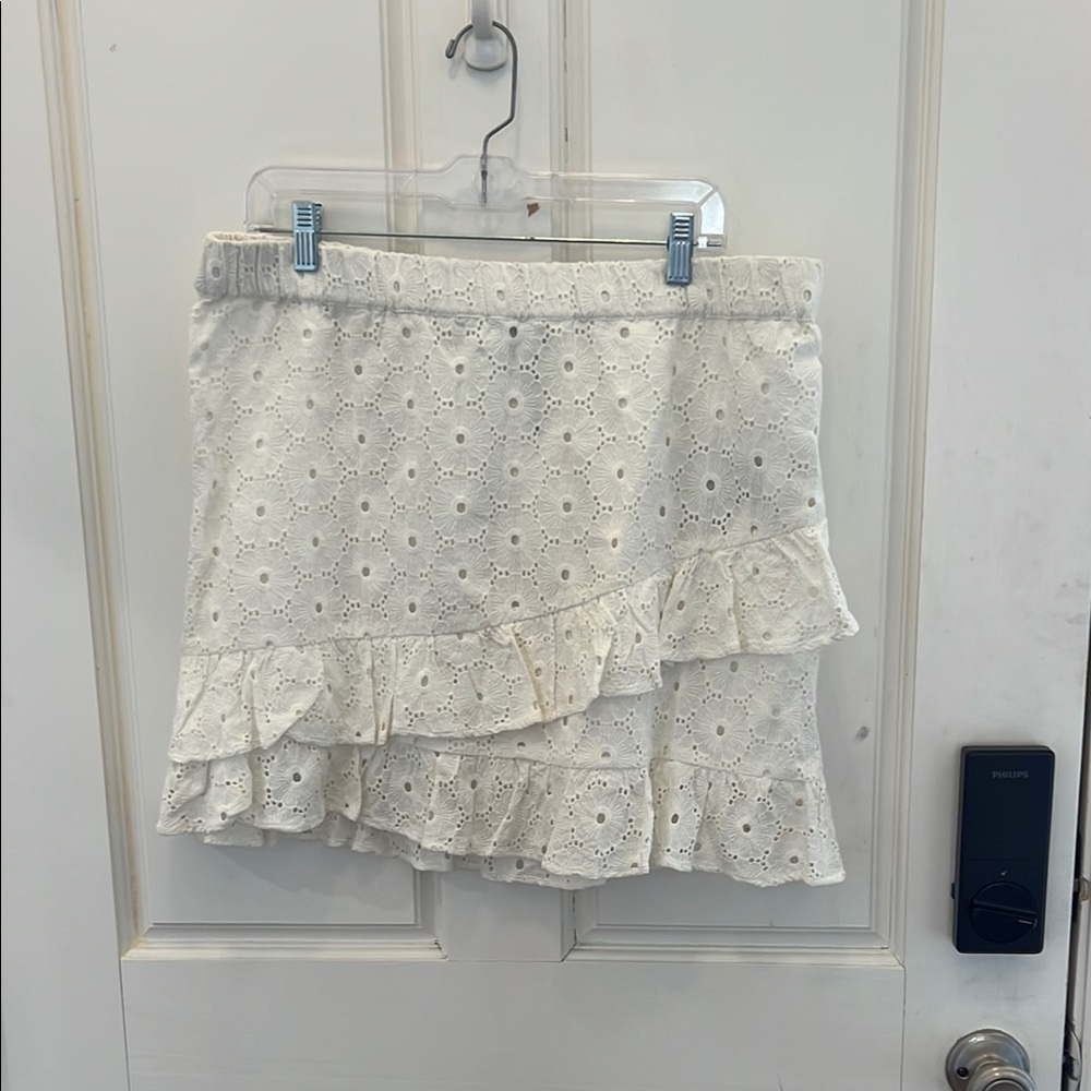 NWT 7 for all Mankind white eyelet miniskirt. Size XL
